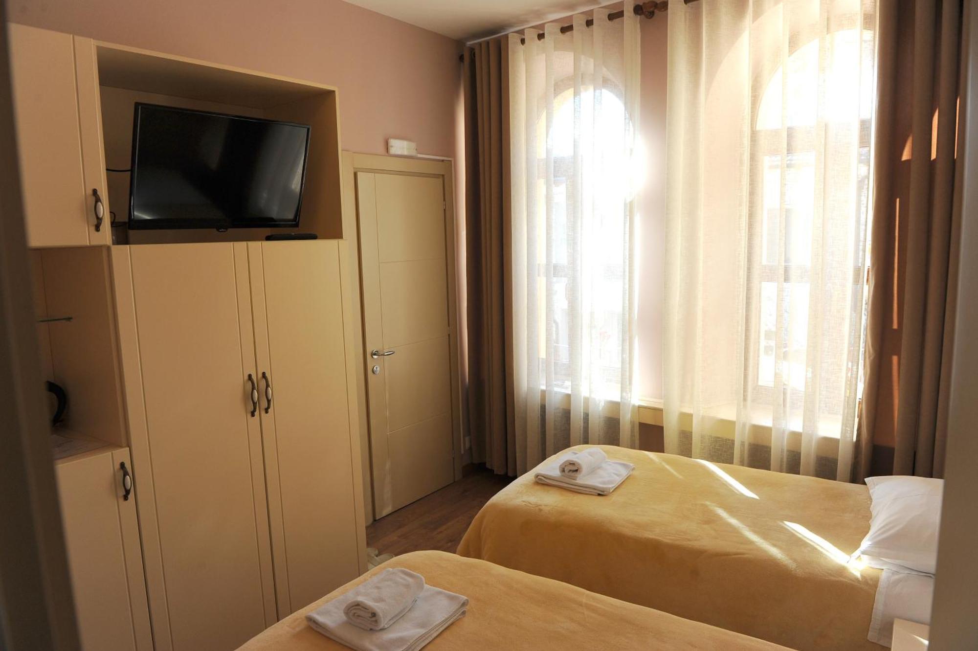 Art Rooms Gjuhadol Shkoder Luaran gambar
